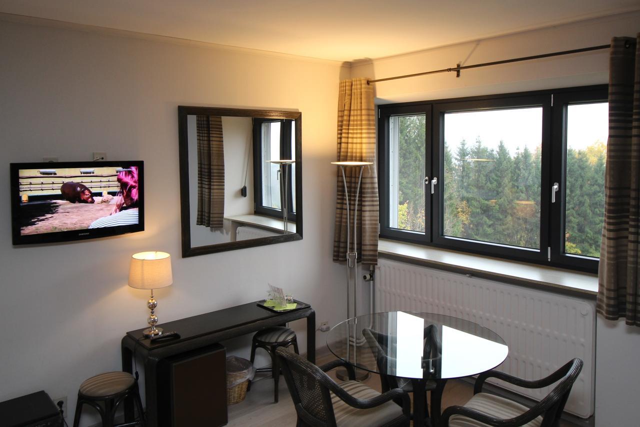 Les Alisiers Hotel Nadrin Eksteriør billede