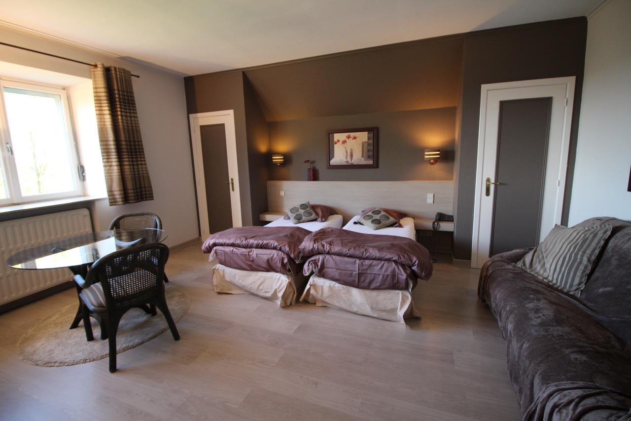 Les Alisiers Hotel Nadrin Eksteriør billede