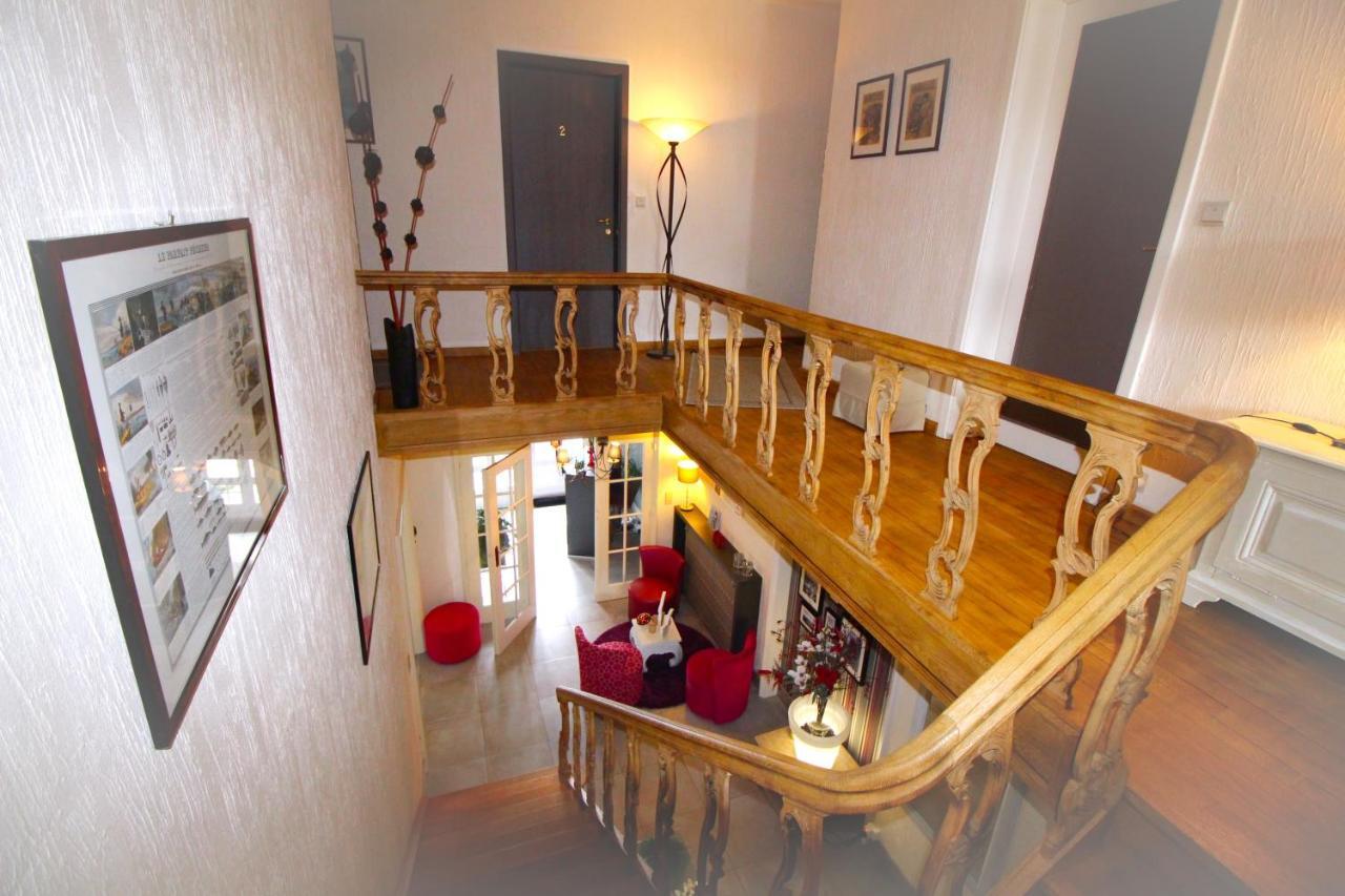 Les Alisiers Hotel Nadrin Eksteriør billede